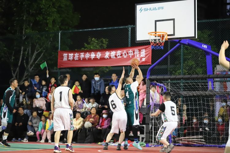 为赛场上的