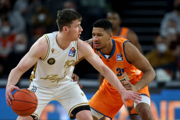 数据表现却 数据表现却